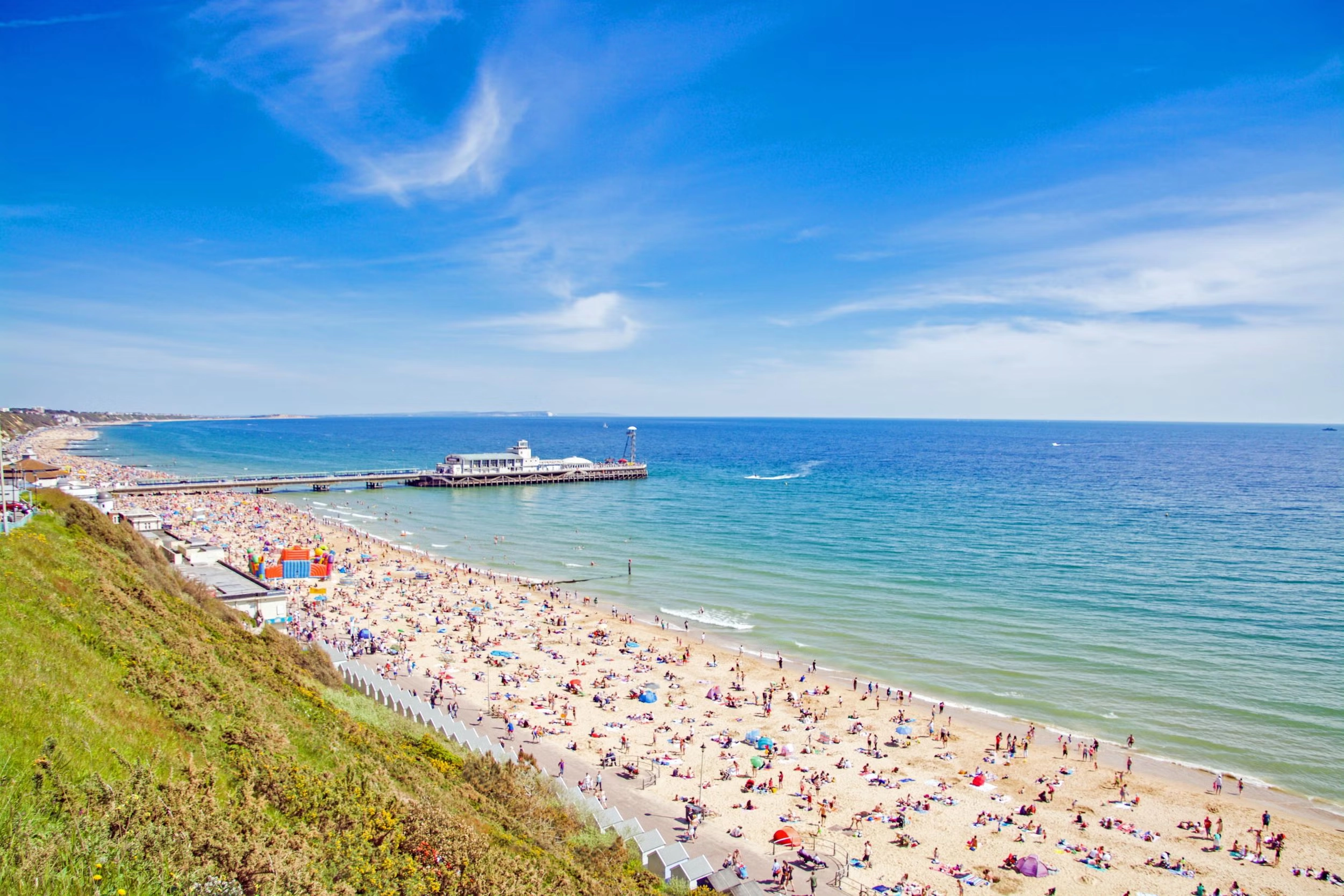 Intercambio estudiantil en Inglaterra Bournemouth imagen de playa